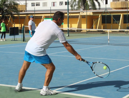 Fotos de Jogo de tênis, Imagens de Jogo de tênis sem royalties