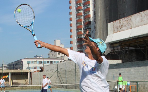 I Jogos da Maturidade – Tênis Tênis Foto Xa17_cr.jpg agora – Banco de  Imagens - Prefeitura PG