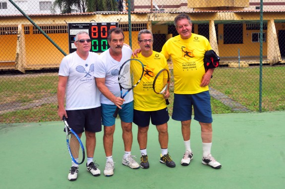 I Jogos da Maturidade – Tênis Tênis Foto Xa17_cr.jpg agora – Banco de  Imagens - Prefeitura PG